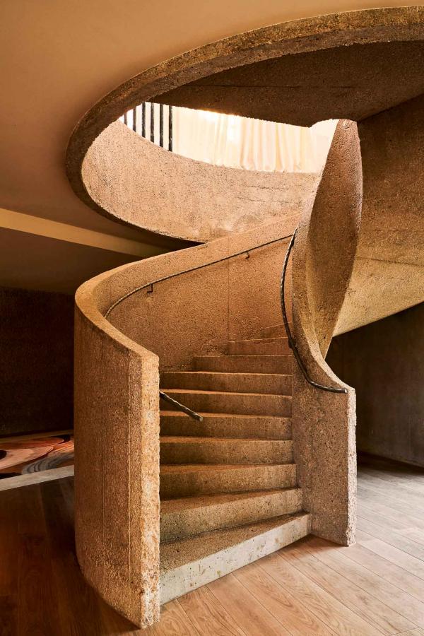 Hotel Lily of the Valley - Escalier Hotel Lily of the Valley - Escalier