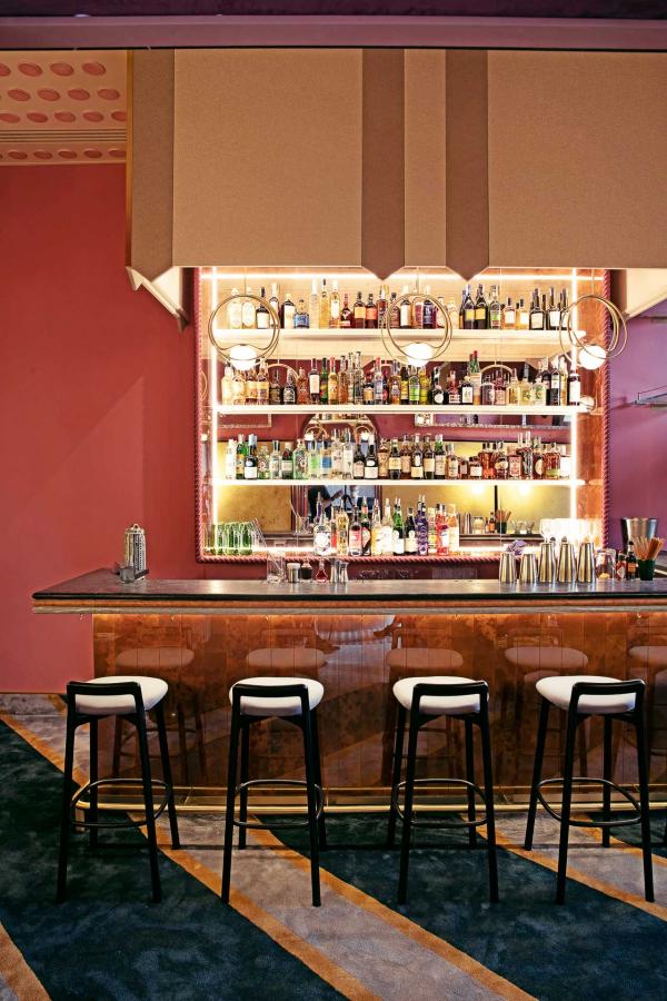 Il Palazzo Experimental, Venise - Cocktail Bar © Karel Balas Il Palazzo Experimental, Venise - Cocktail Bar © Karel Balas