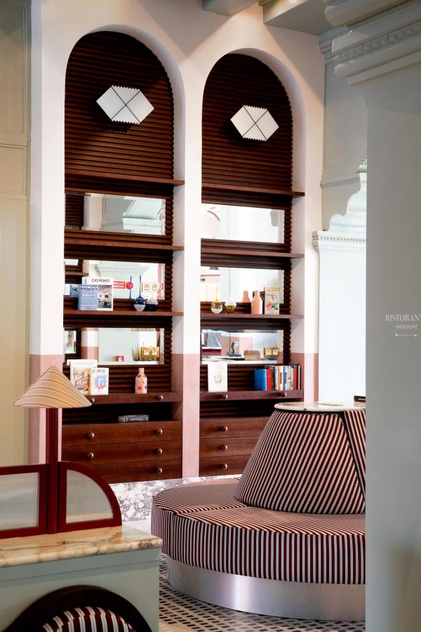 Il Palazzo Experimental, Venise - Lobby © Karel Balas Il Palazzo Experimental, Venise - Lobby © Karel Balas