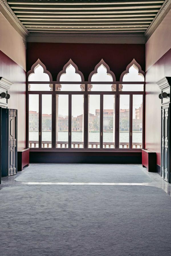 Il Palazzo Experimental, Venise - À l’étage © Karel Balas Il Palazzo Experimental, Venise - À l'étage © Karel Balas