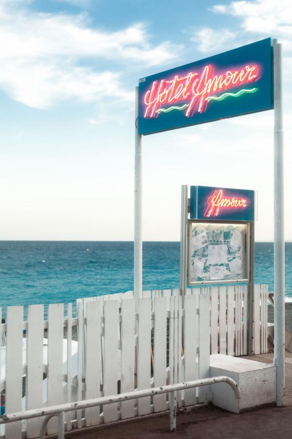 Le menu propose des plats locaux aux couleurs du sud et des spécialités niçoises. © DR Hôtel Amour Nice — Le menu propose des plats locaux aux couleurs du sud et des spécialités niçoises. © DR