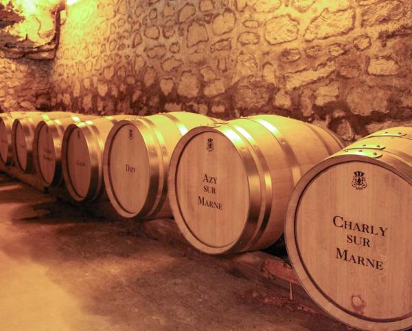 Champagne Lévèque Dehan — cave © Champagne Lévêque Dehan - MDT C. Debout Champagne Lévèque Dehan — cave © Champagne Lévêque Dehan - MDT C. Debout