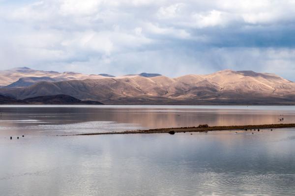 Vue du lac Poopó depuis le train entre Oruro et Uyuni © CC David Almeida