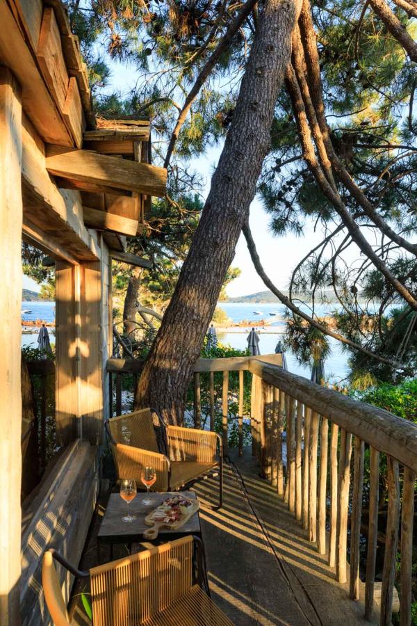 Cala Rossa - la cabane © Camille Moirenc Cala Rossa - la cabane © Camille Moirenc