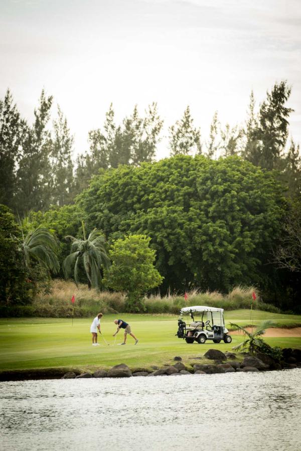 Le golf de l’île Maurice en bordure de l’Heritage Le Telfair © Heritage Resorts Le golf de l'île Maurice en bordure de l'Heritage Le Telfair © Heritage Resorts