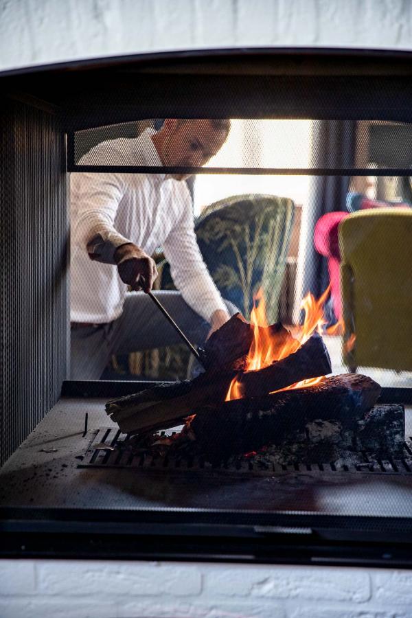 La Maison d’Estournel – Cheminée © G. Gardette La Maison d'Estournel – Cheminée © G. Gardette