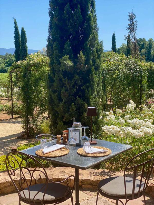 Château Saint Roux © Emmanuel Laveran Château Saint Roux © Emmanuel Laveran