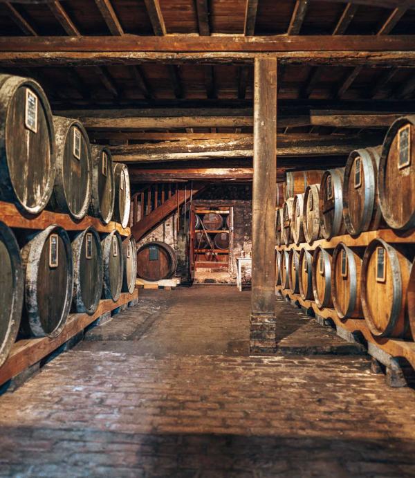 Calvados cave © Les Droners Calvados cave © Les Droners