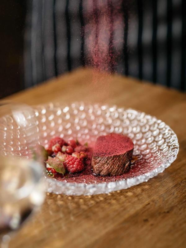 Au restaurant La Dégustation Bohème Bourgeoise © DR Au restaurant La Dégustation Bohème Bourgeoise © DR