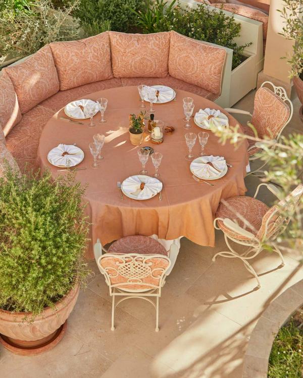 Airelles Saint-Tropez, Château de la Messardière | L'Auberge des Maures © Studio Chevojon