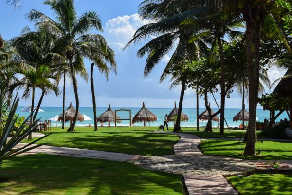 Vue sur l’océan depuis la terrasse d’une Ocean View Master Suite © Yonder.fr Vue sur l'océan depuis la terrasse d'une Ocean View Master Suite © Yonder.fr