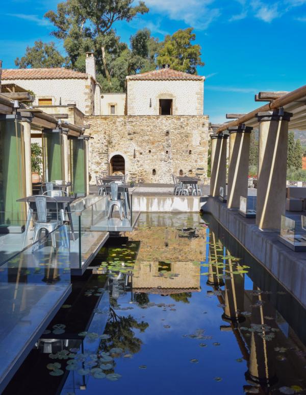 La citerne (kinsterna) est au coeur de l’hôtel © MB | YONDER.fr La citerne (kinsterna) est au coeur de l'hôtel © MB | YONDER.fr