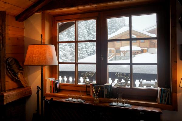 Atsmophère chaleureuse dans le Chalet Namaste à Courchevel © YONDER.fr