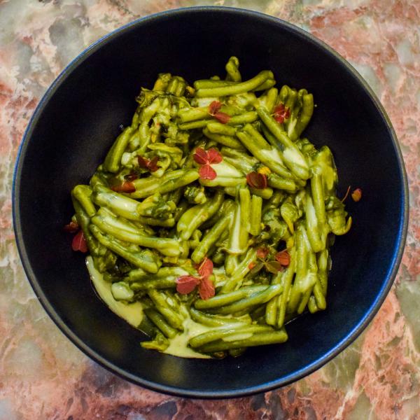 Casarecce aux coquillages, poudrés à la spiruline © YONDER.fr