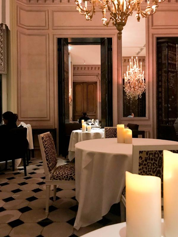 Les intérieurs du restaurant Apicius © YONDER.fr