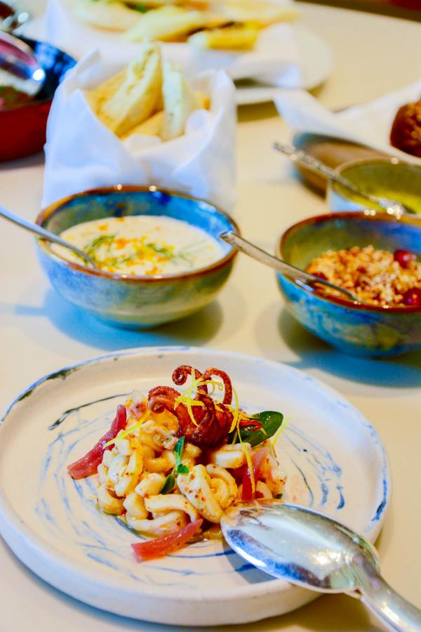 ÔMER est le nouveau restaurant dédié à toutes les Méditerranées par Alain Ducasse © Emmanuel Laveran ÔMER est le nouveau restaurant dédié à toutes les Méditerranées par Alain Ducasse © Emmanuel Laveran