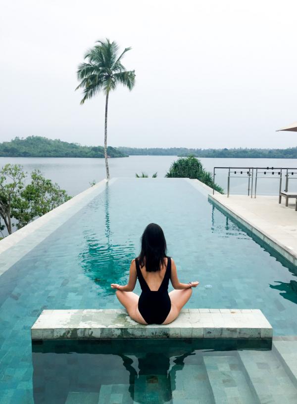 La piscine du Tri, avec vue panoramique sur le lac Koggala © Constance Lugger La piscine du Tri, avec vue panoramique sur le lac Koggala © Constance Lugger