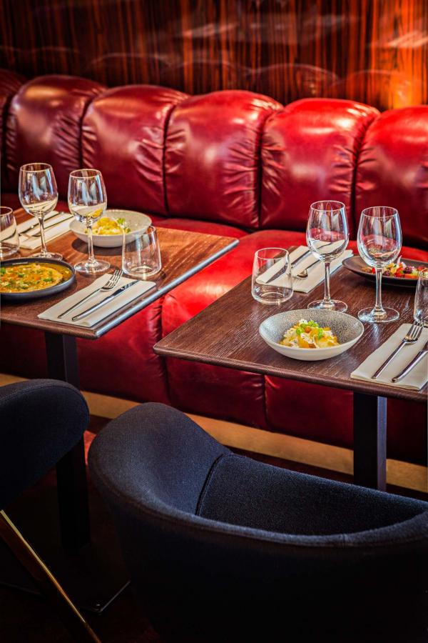 Le nouveau décor aux accents vintage du Drugstore est signé Tom Dixon © Yann Deret 