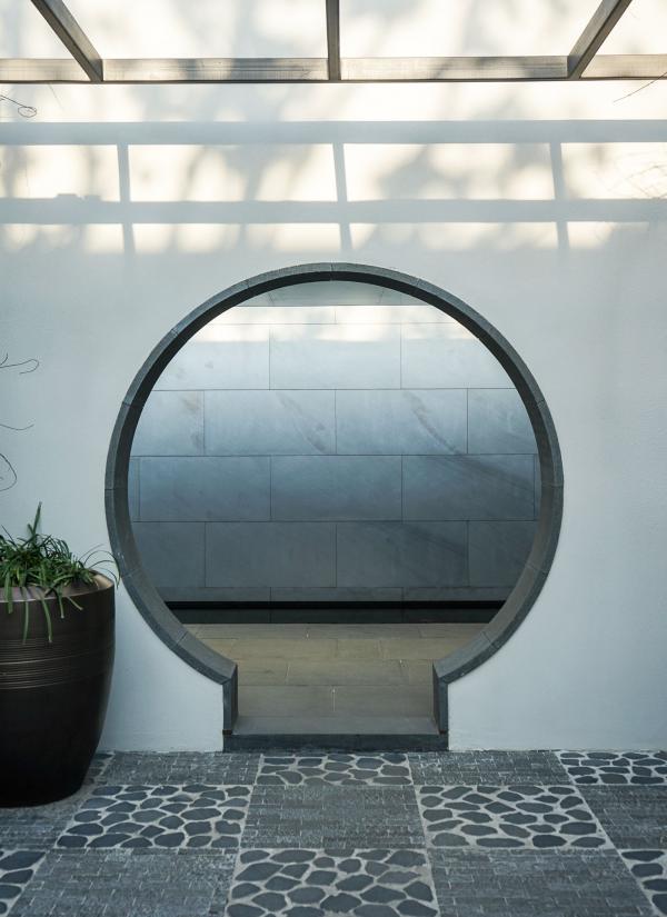 Entrée d'une Antique Villa © YONDER.fr