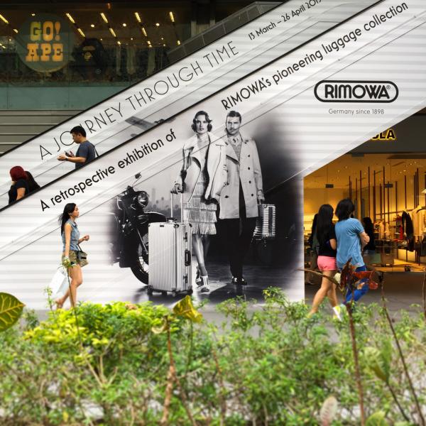 Les marques sont omniprésentes sur Orchard Road | © Yonder.fr