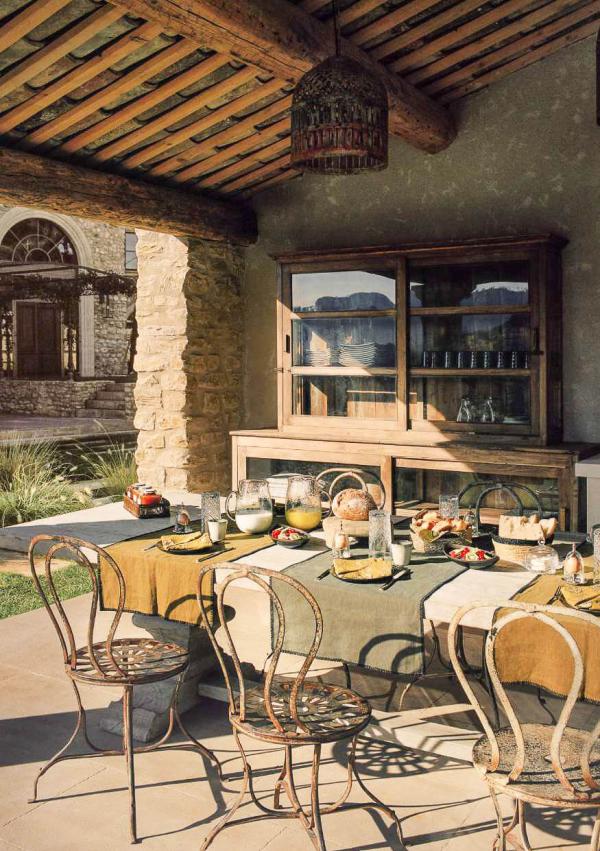 Bastide de Fléchon | Pool House © Alexis Armanet