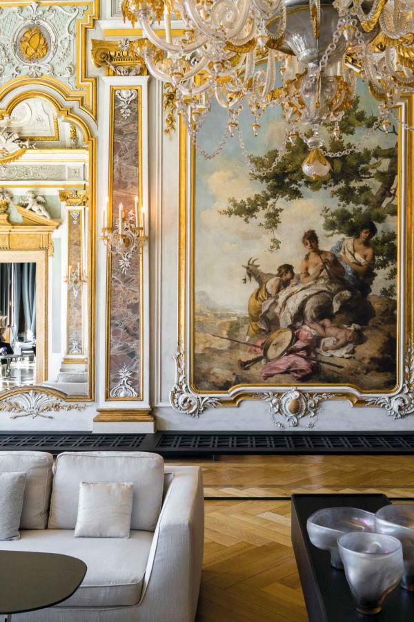 Aman Venice, le «piano nobile» (étage noble) du prestigieux palais Palazzo Papadopoli © Aman Aman Venice, le "piano nobile" (étage noble) du prestigieux palais Palazzo Papadopoli © Aman