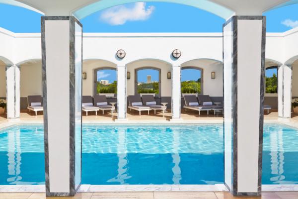 La piscine rooftop du Berkeley Health Club & Spa, unique à Londres | © Maybourne Hotel Group La piscine rooftop du Berkeley Health Club & Spa, unique à Londres | © Maybourne Hotel Group