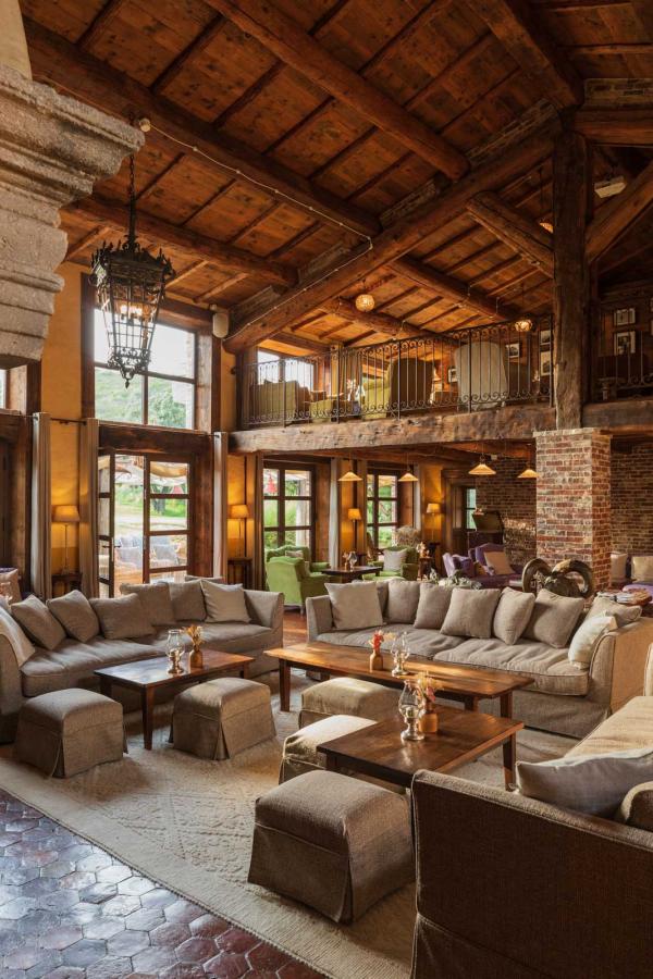 La Table de la Ferme © Camille Moirenc La Table de la Ferme © Camille Moirenc