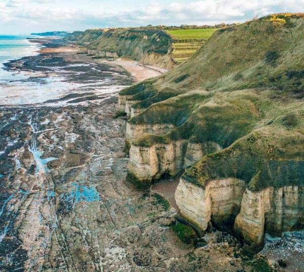 Les Falaises du Bessin © Les Droners Les Falaises du Bessin © Les Droners