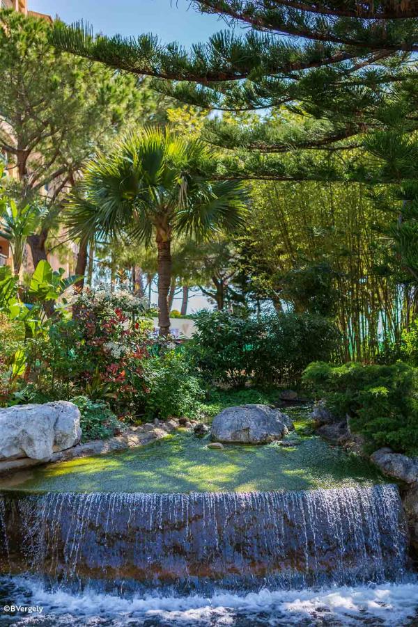Fontaine du parc paysager de Fontvieille © B. Vergely