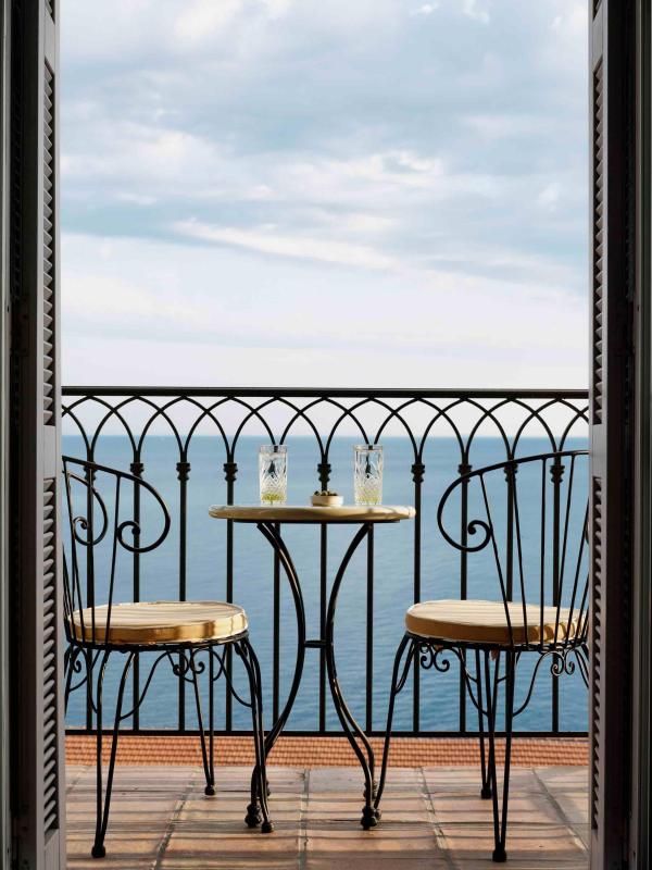 © Hôtel La Pérouse 