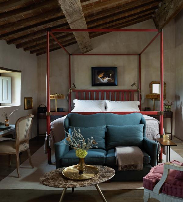 Castello di Reschio Castello di Reschio