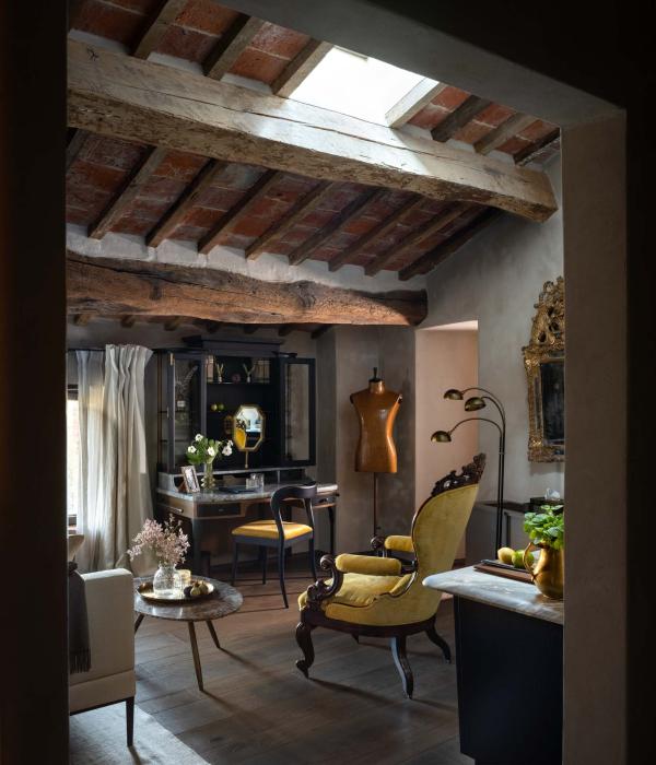 Castello di Reschio Castello di Reschio