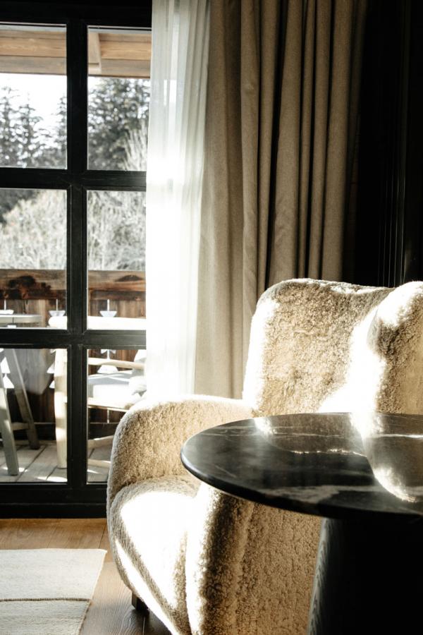 Hôtel & Chalets L’Alpaga | Chambre © Charlotte Lindet Hôtel & Chalets L'Alpaga | Chambre © Charlotte Lindet