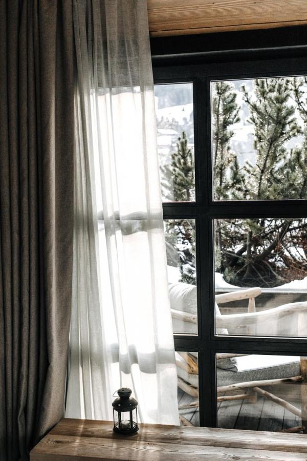 Hôtel & Chalets L’Alpaga | Chambre © Charlotte Lindet Hôtel & Chalets L'Alpaga | Chambre © Charlotte Lindet