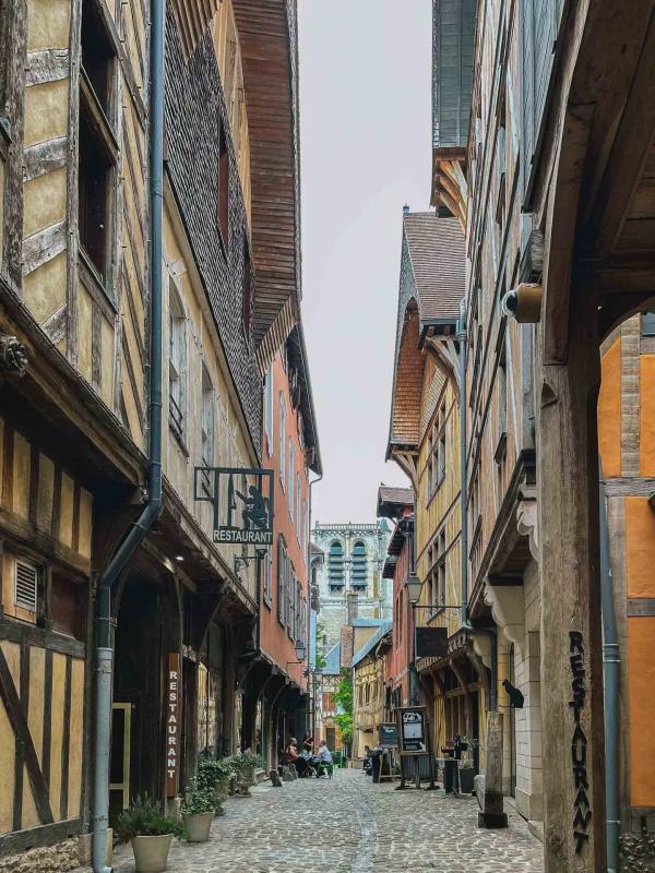 Ruelle des Chats, Troyes ® La Bougeotte française