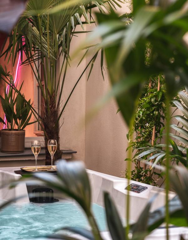 Seven Hotel | Suite « 7e Péché » © Nicolas Anetson Seven Hotel | Suite « 7e Péché » © Nicolas Anetson