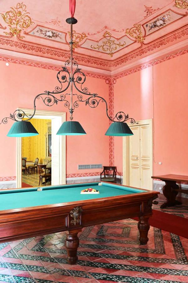 Noto © Antoine Lorgnier