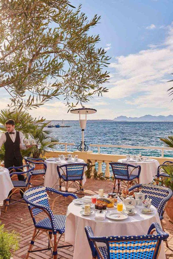 © Hôtel Belles Rives, Bar Fitzgerald © Hôtel Belles Rives