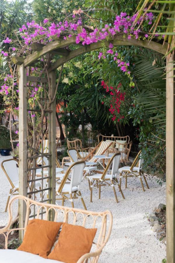 Hôtel le Sud (Antibes) – Extérieur © DR Hôtel le Sud (Antibes) – Extérieur © DR