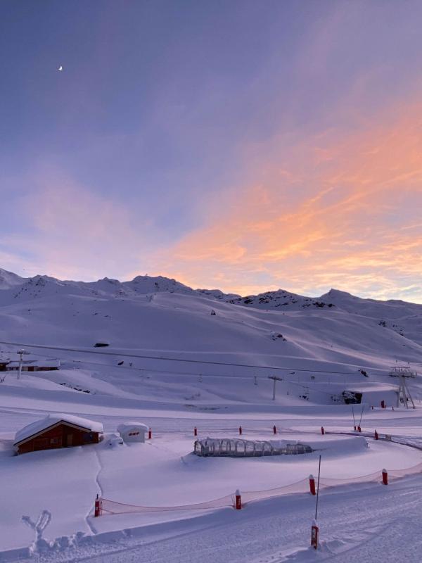 Hôtel Marielle (Val Thorens) - Vue de l’hôtel à la tombée de la nuit © YONDER.fr | EL Hôtel Marielle (Val Thorens) - Vue de l'hôtel à la tombée de la nuit © YONDER.fr | EL