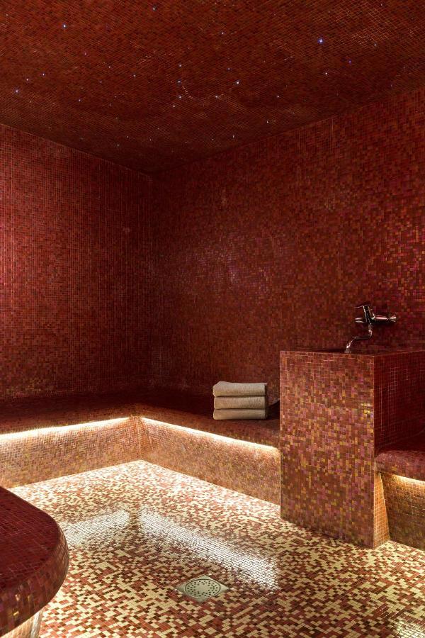 Hôtel Mont-Blanc — hammam © DR Hôtel Mont-Blanc — hammam © DR