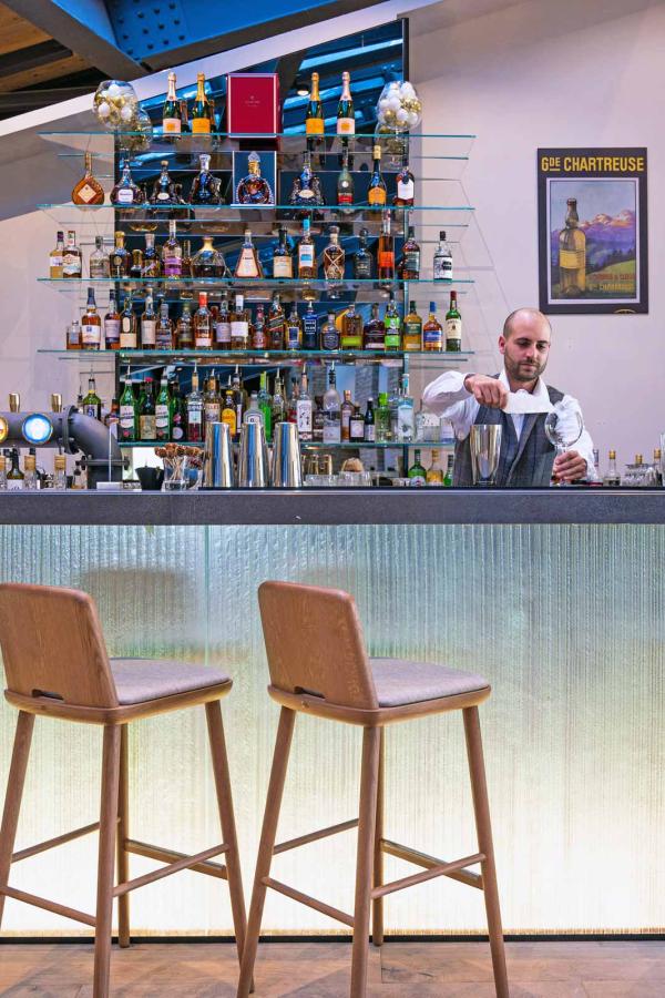 Bar © VoulezVous Bar © VoulezVous