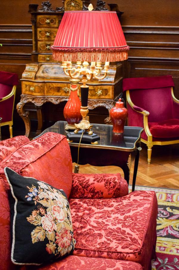 Ambiance intimiste dans le lobby © YONDER.fr