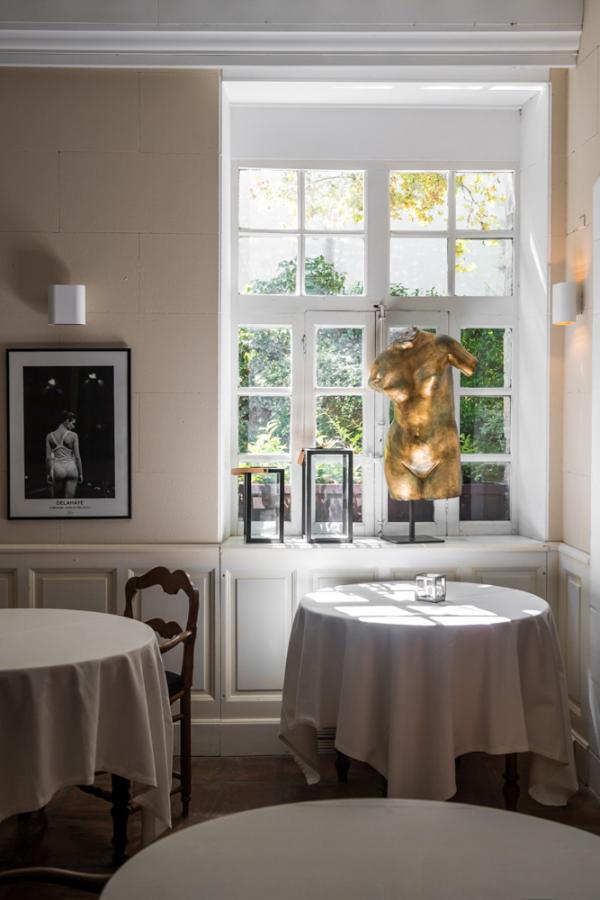 Le Prieuré Baumanière — restaurant © Virginie Ovessian Photographe Le Prieuré Baumanière — restaurant © Virginie Ovessian Photographe