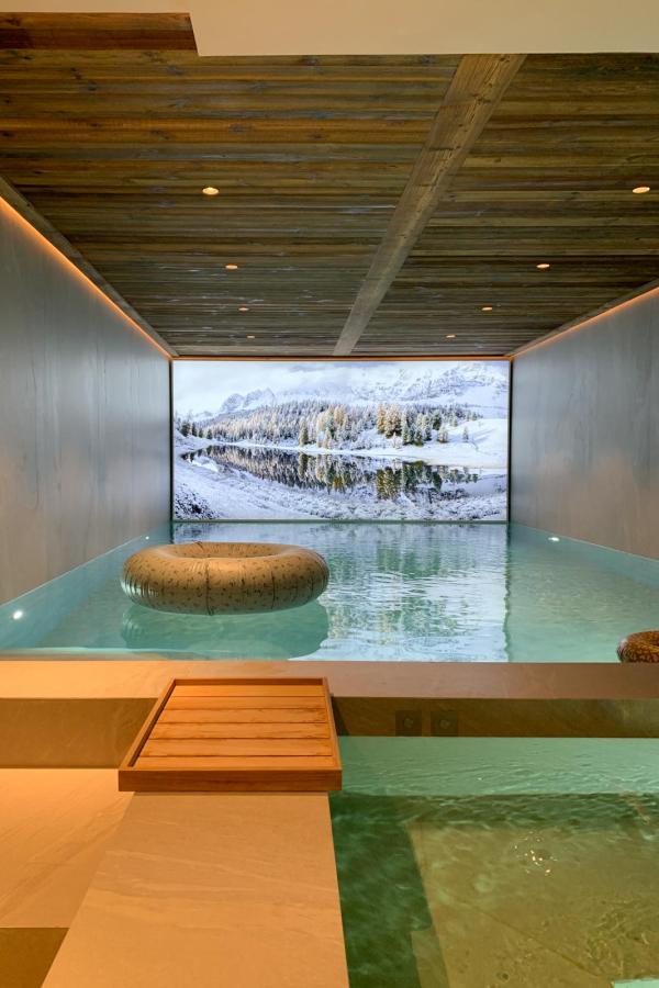 Silverstone Val d’Isère © Pierre Gunther Silverstone Val d'Isère © Pierre Gunther