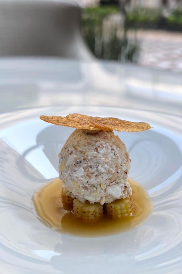 Tea Time au Four Seasons Hotel George V Paris © Leserialpatissteur