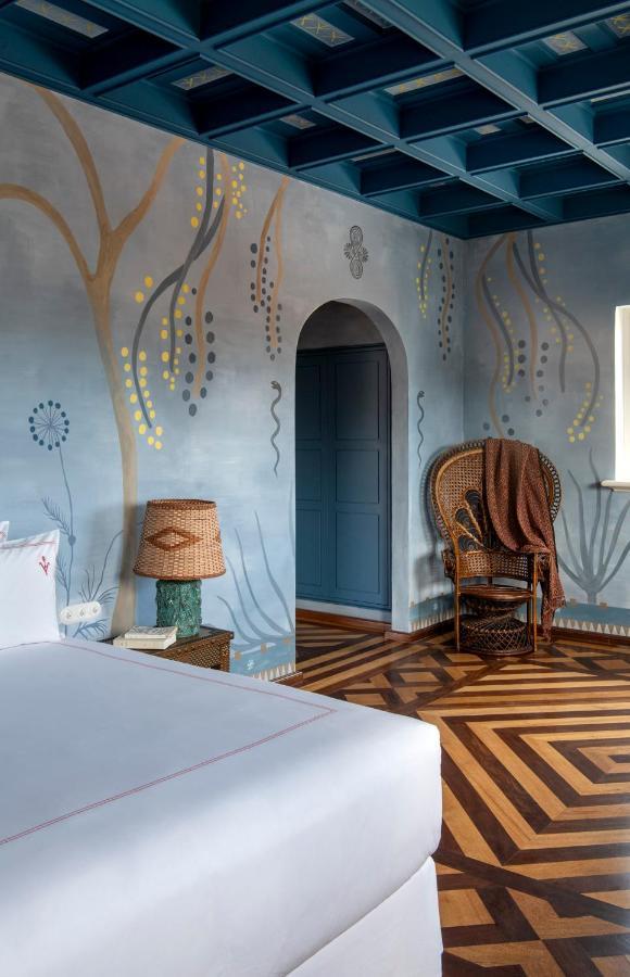 © Vermelho © Vermelho