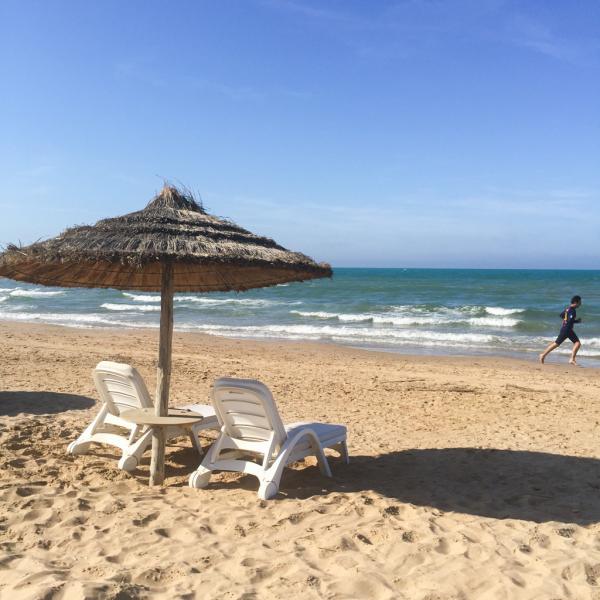 Sur la plage privée de The Residence Tunis | © Yonder.fr Sur la plage privée de The Residence Tunis | © Yonder.fr