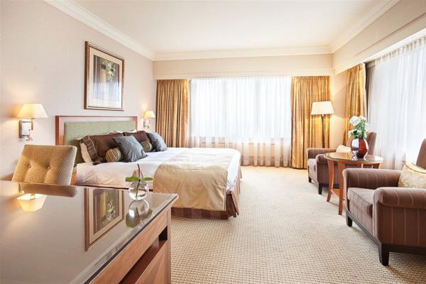 Deluxe Junior Suite | © Hotel Okura Amsterdam